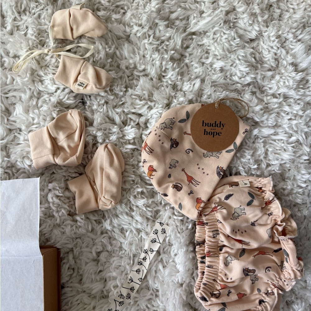 Buddy and Hope Gift Box - Kraft Brown